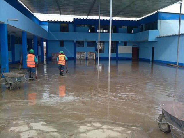 colegio inundado