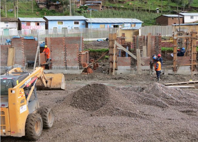 construyen establecimiento salud