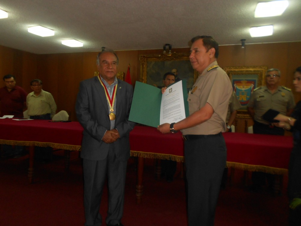 muni reconoce a PNP