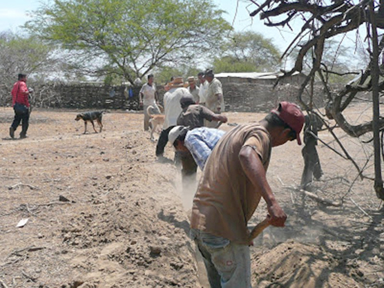 excavan zanjas