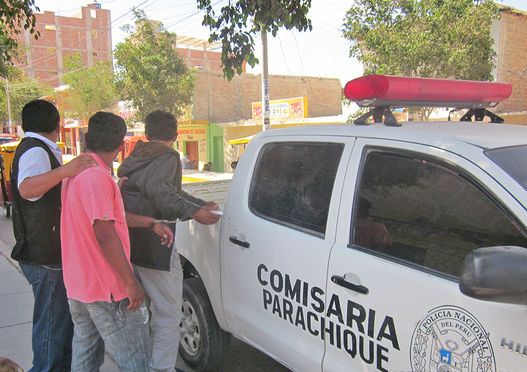 policía parachique