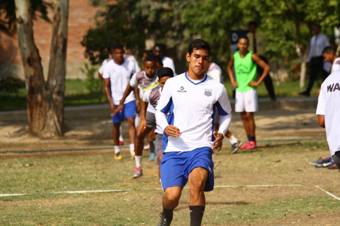 atletico-grau-entrena