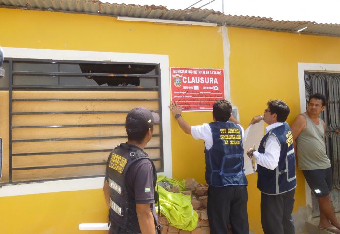 clausuran-bar-catacaos