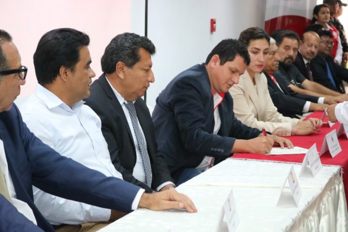 firma-pacto-etico-candidatos