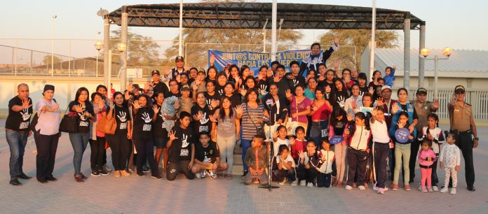 FOTO GRUPAL FERIA
