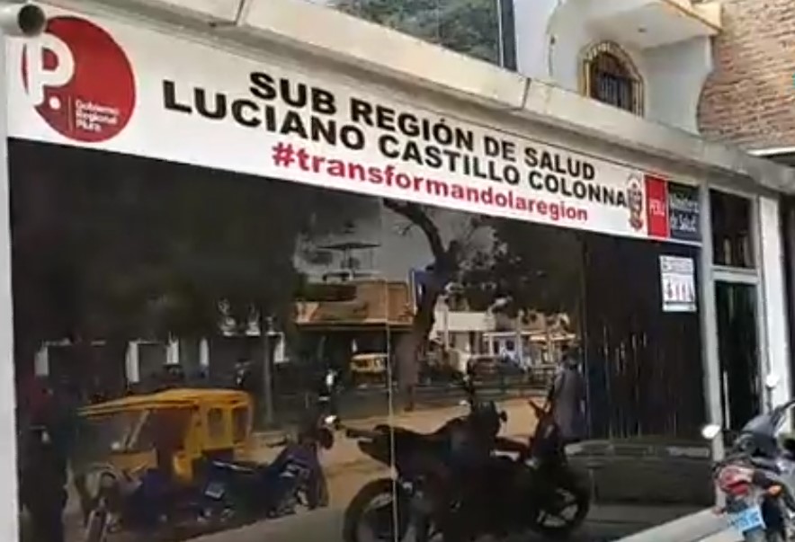 Trabajadores de la Subregión Luciano Castillo realizan plantón por falta de  pago del bono covid - Cutivalú Piura
