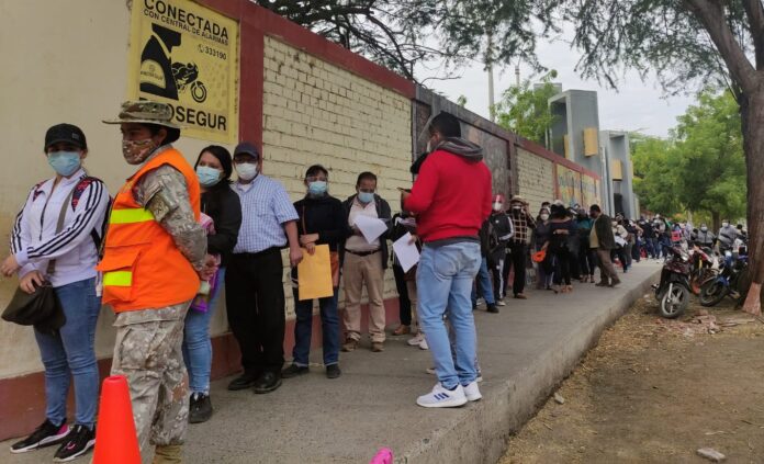 docentes vacunas san miguel (1)