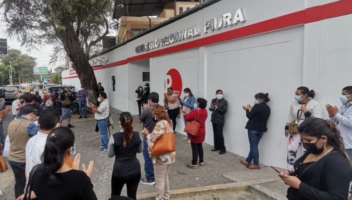 protesta falta de pagos (4)