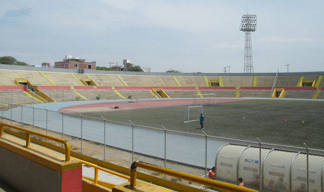 estadio-miguel-grau-piura