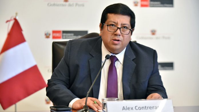 Ministro de Economía, Alex Contreras, dio positivo para COVID-19 mef