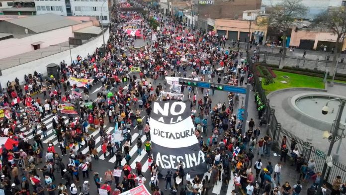 Toma de Lima