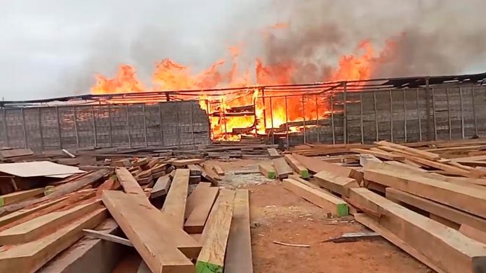 Incendio en el bajo Piura