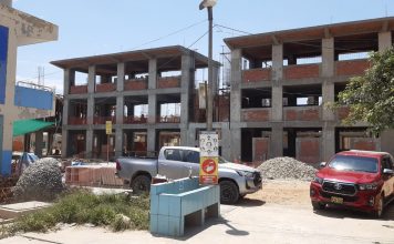 Veintiséis de octubre: denuncian paralización de obra en el colegio José Olaya