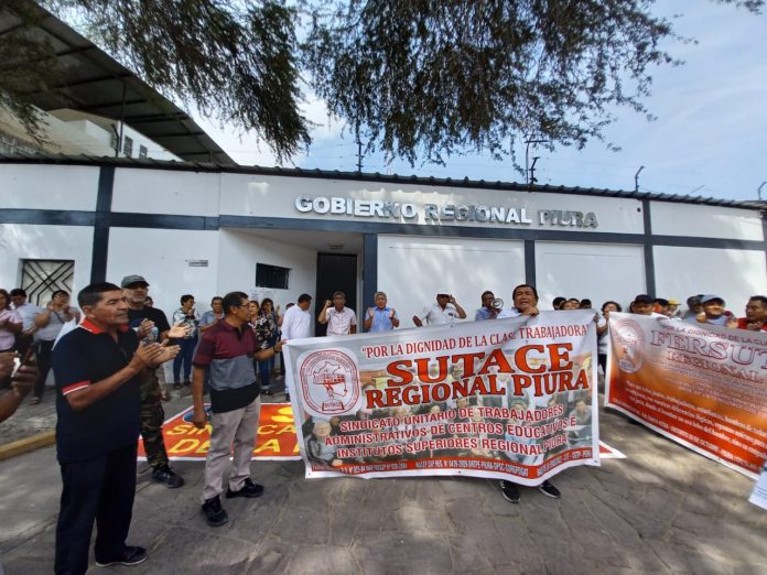 Piura: trabajadores de Sutace exigen pago de deuda social