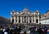 Vaticano: papa Francisco aprueba la bendición de parejas homosexuales sin considerarlas matrimonio