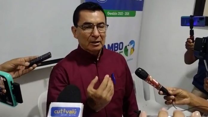 Presentan solicitud de vacancia contra alcalde de Tambogrande Presentan solicitud de vacancia contra alcalde de Tambogrande