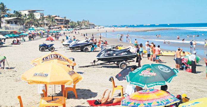 Verano 2024:  80 efectivos de la Policía resguardarán playas de Máncora por año nuevo 