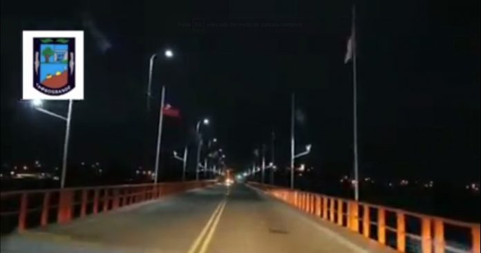 Vecinos temen accidentes y robos por falta de iluminación en puente Tambogrande