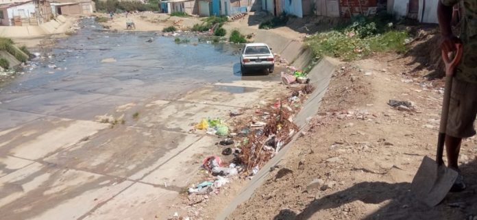 Talara: familias del A.H Nueva Esperanza vive en medio de basura y aguas servidas