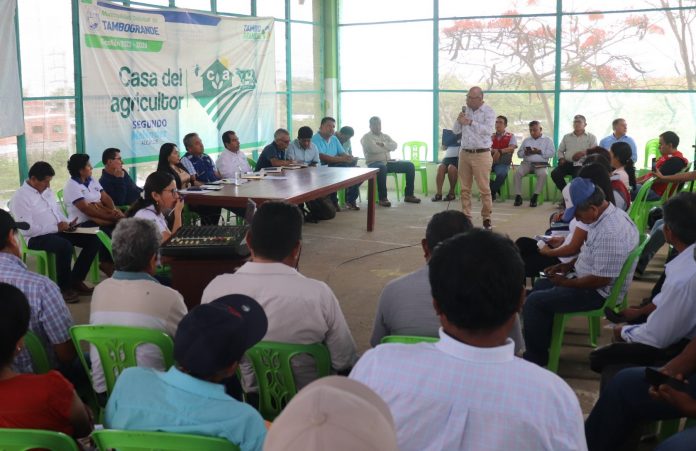 Autoridades y agricultores de Tambogrande buscan soluciones ante crisis agrícola