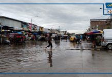Piura soporta lluvia de siete horas: calles lucen como una caricatura de Venecia