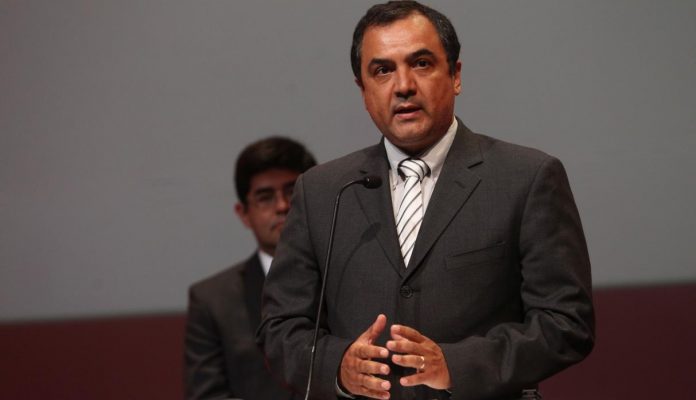 Refinería de Talara hundió a Petroperú, afirma el presidente del Consejo Fiscal Carlos Oliva Neyra