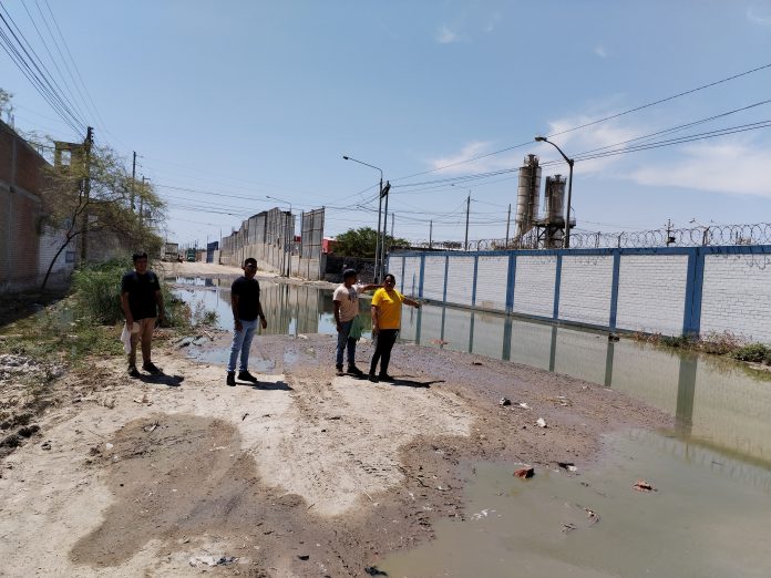 Piura: contaminación por desagüe afecta a ciudadanos de Zona Industrial