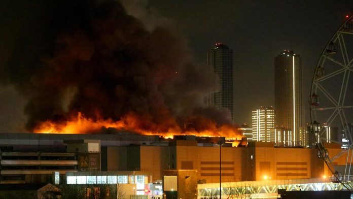 ¡Tragedia! Tiroteo durante concierto en Moscú deja al menos 40 muertos