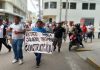Piura trabajadores de construcción civil marchan para exigir mejoras salariales