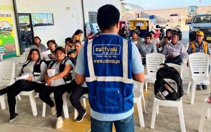 Capacitación a cargo del Lic. Miguel Márquez coordinador del proyecto