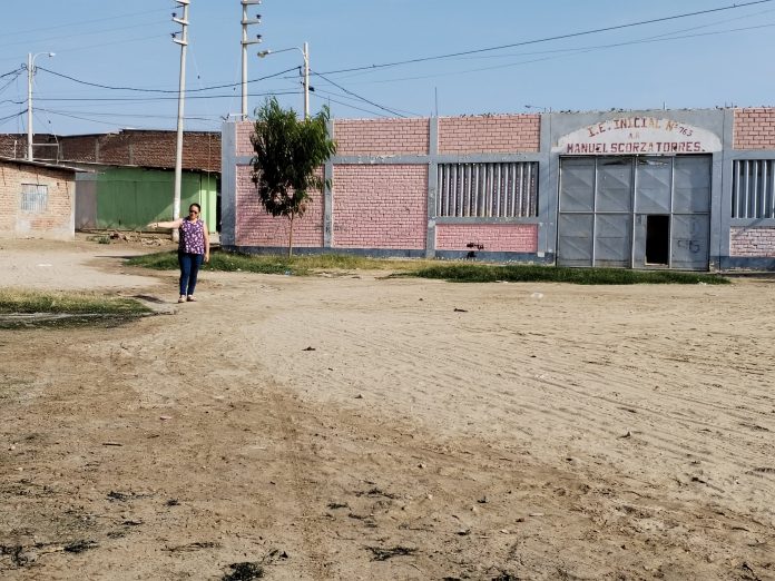 Piura: desagües afectan a 115 niños del colegio inicial N° 763 en el A. H. Manuel Scorza