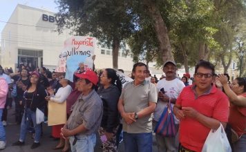 Comerciantes de Las Capullanas exigen al alcalde de Piura abrir los accesos del mercado