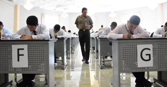 instrucción militar en piura Colegio de Profesores a favor de incorporar la instrucción militar en colegios de Piura