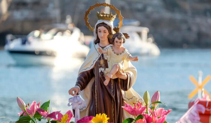 Virgen del Carmen recorrerá las calles de Piura en tradicional procesión Virgen del Carmen recorrerá las calles de Piura en tradicional procesión