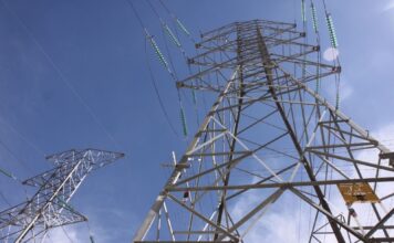 Apagón en Piura y Tumbes fue por sobrecarga de línea de transmisión, según Enosa