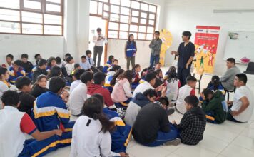Estudiantes reflexionan sobre sus decisiones cotidianas en jornada psicoeducativa