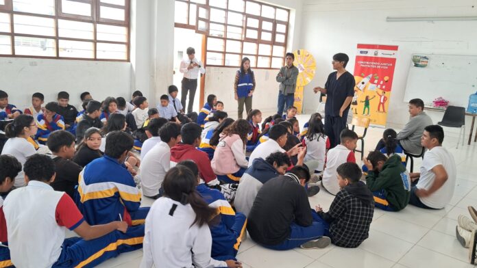 Estudiantes reflexionan sobre sus decisiones cotidianas en jornada psicoeducativa Estudiantes reflexionan sobre sus decisiones cotidianas en jornada psicoeducativa