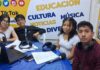 Anghelo y Saray, estudiantes de la I.E. 20138 participando del programa juvenil "conexiones juveniles"