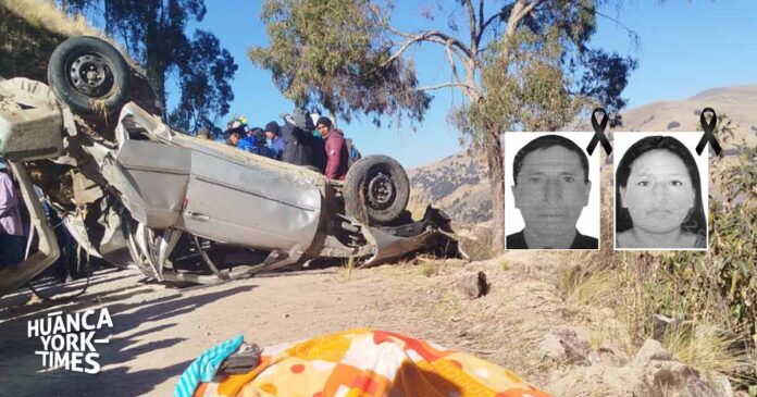 Huancavelica: Conductor sin licencia cae a abismo de 400 metros y muere junto a pasajera