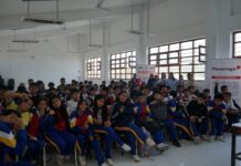 Estudiantes participan de nueva sesión del "cutting" en la I.E. 20138