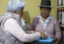 Las fotos ocultas del conflicto: retratos familiares revelan otra memoria de Ayacucho