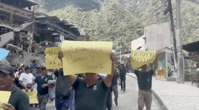 Turismo en Machu Picchu en riesgo: Anuncian paro en Urubamba contra Perurail y Consettur