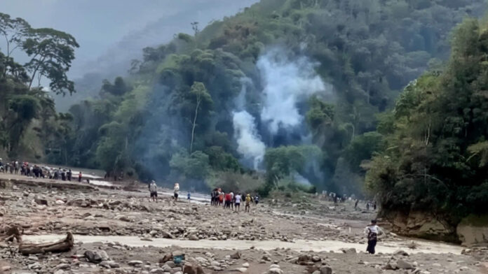 Puno: Conflicto limítrofe Coasa-Limbani deja un muerto, heridos y bloqueos