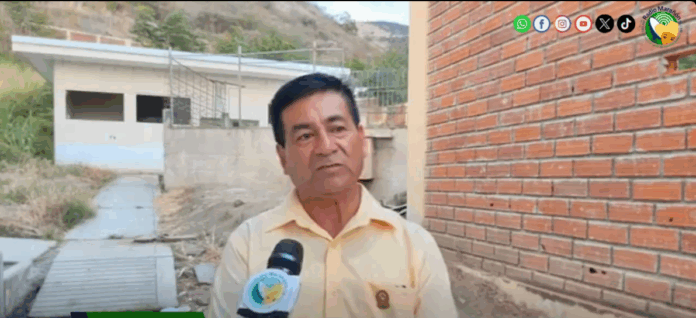 Adolescentes vandalizan muro perimétrico de la I.E. Alfonso Villanueva Pinillos: Director exige mayor seguridad (VIDEO)