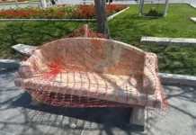 Tras denuncias públicas Municipio reemplaza 17 bancas deterioradas en la Plaza Mayor de Trujillo
