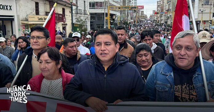 Huancayo: Paro por la carretera Central solo fue acatado por trabajadores municipales y del gobierno regional