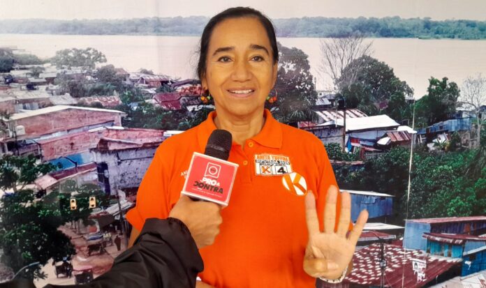 Loreto: Keiko maltrató a candidata Ana Yufra en mitin de Punchana