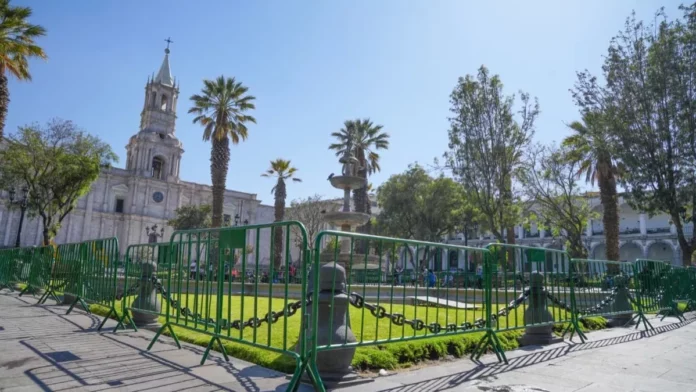 Cierre de Plaza de Armas y vías del Cercado por celebraciones de San Valentín y carnavales