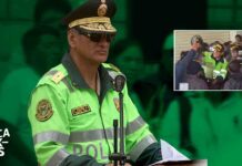 Suspenden a general de la PNP tras video donde golpea casco de suboficial durante protesta