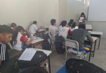 Estudiantes de 4° de secundaria inician proceso para construir su proyecto de vida en la I.E. 20138 Estudiantes de 4to de secundaria de la I.E. 20138 realizan sesión de proyecto de vida